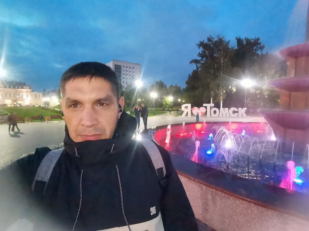  22420522  Aleksandr, 44 ,    
