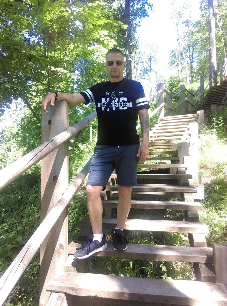  ,   Eduard, 42 ,   ,   , c 