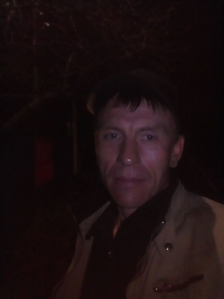  14364392  Lyubovnik, 45 ,    