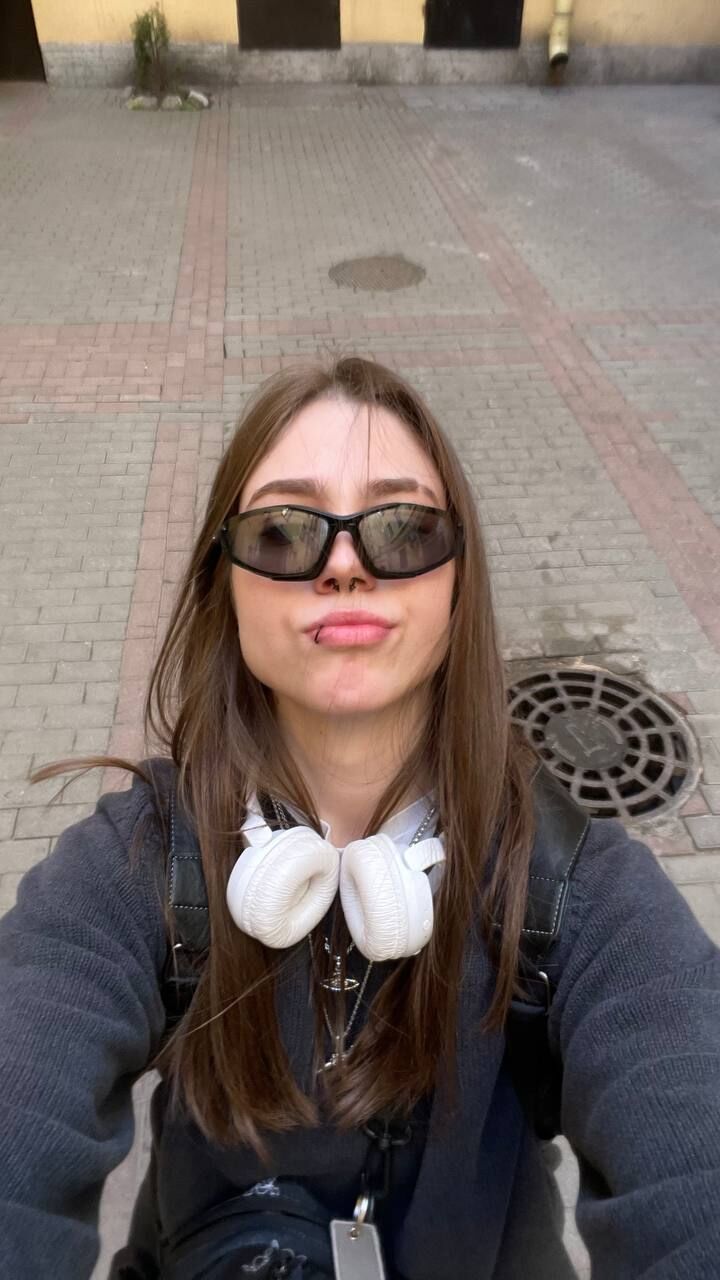  36606942  , 26 ,    