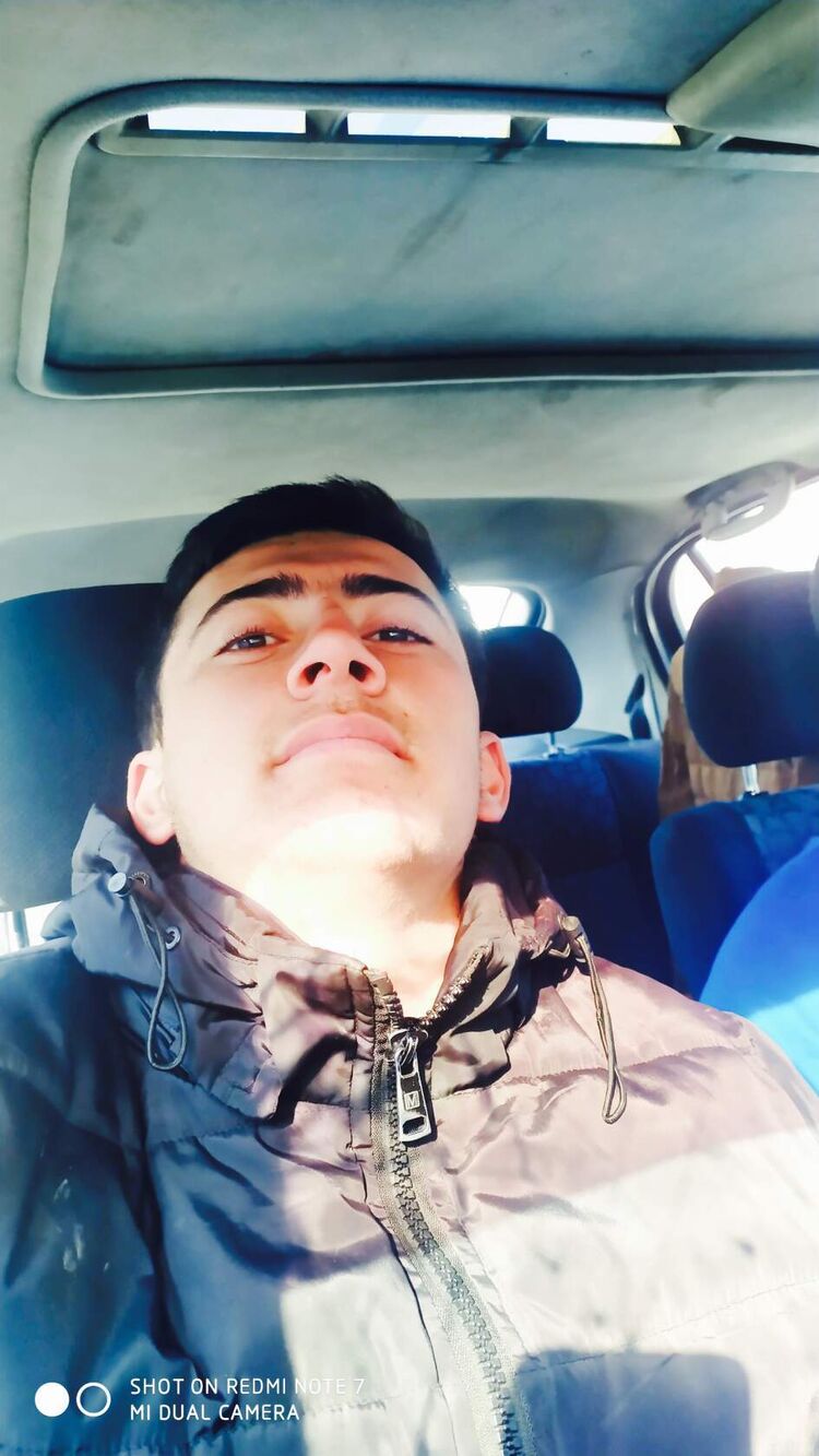  ,   Shahrom, 25 ,   ,   
