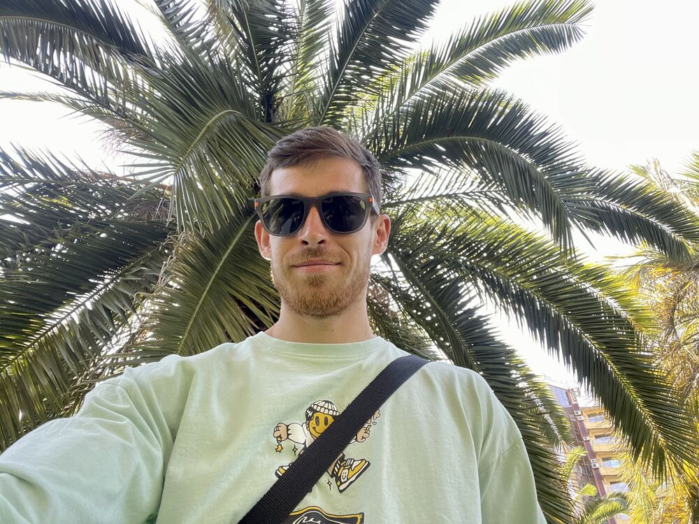  30784782  , 33 ,    -