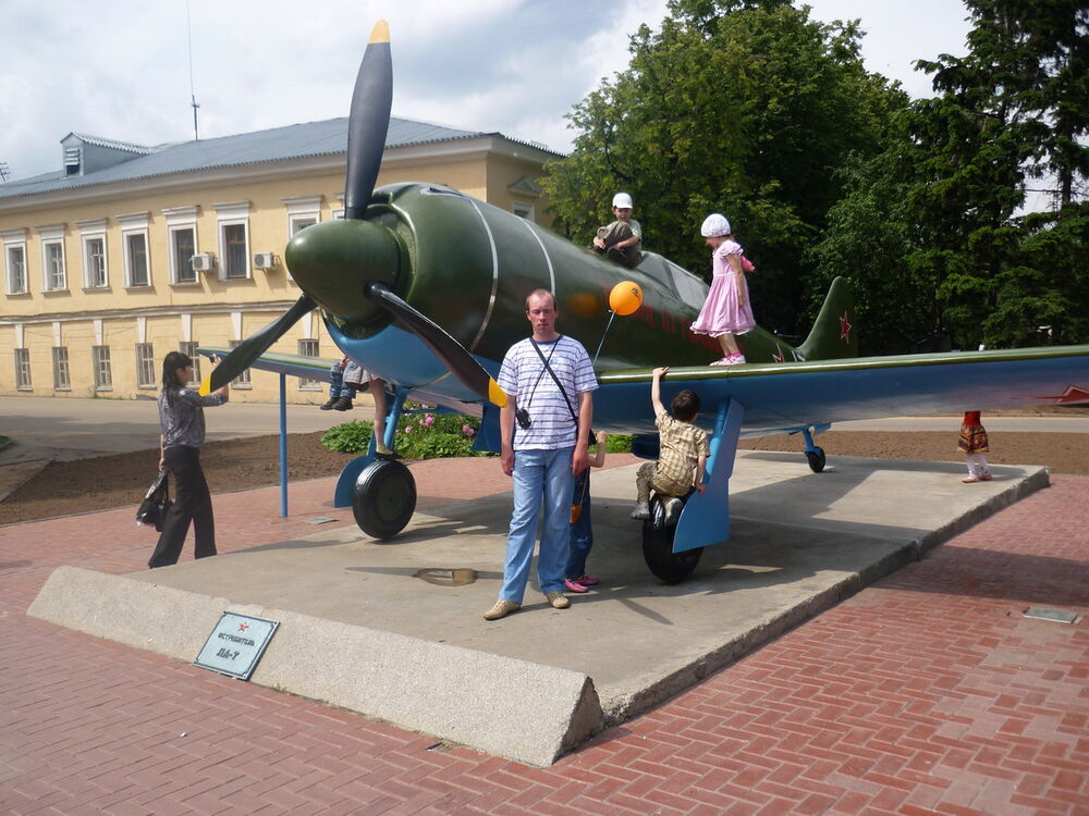  ,   , 42 ,     , c 
