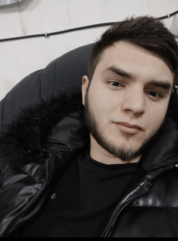  27405262  Timur, 27 ,    