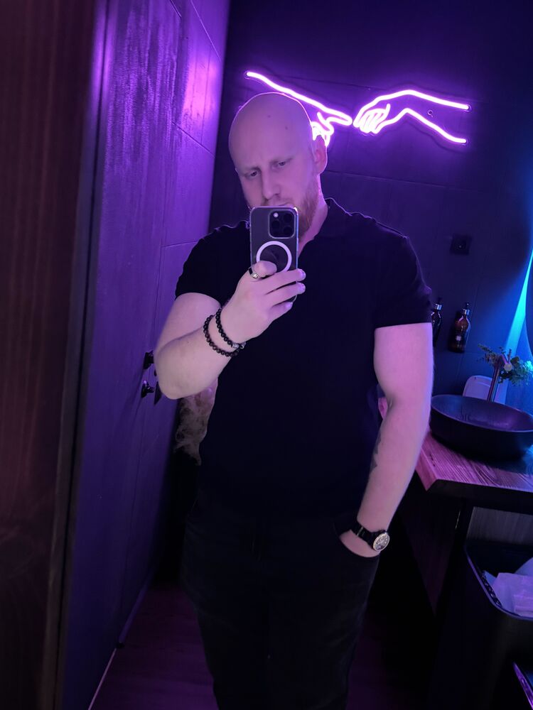  49425162  , 30 ,    