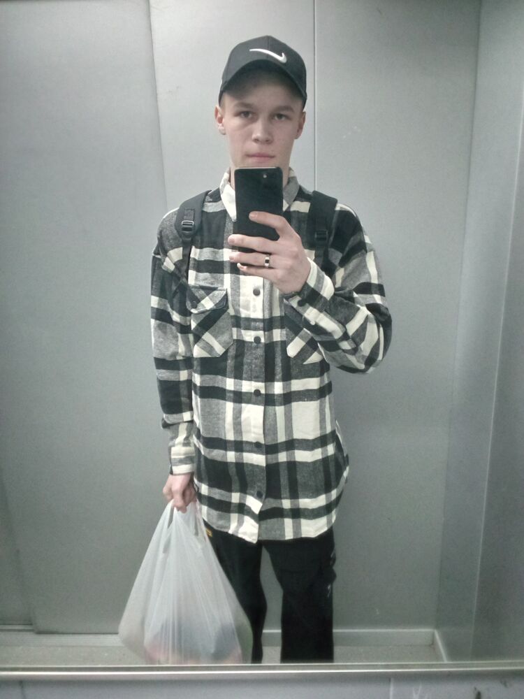  ,   Dmitry, 20 ,   ,   