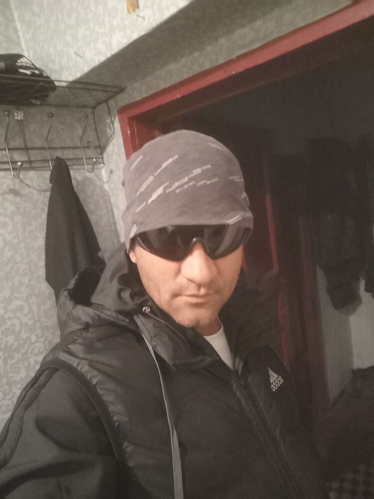  51542162  Evgeny, 41 ,    