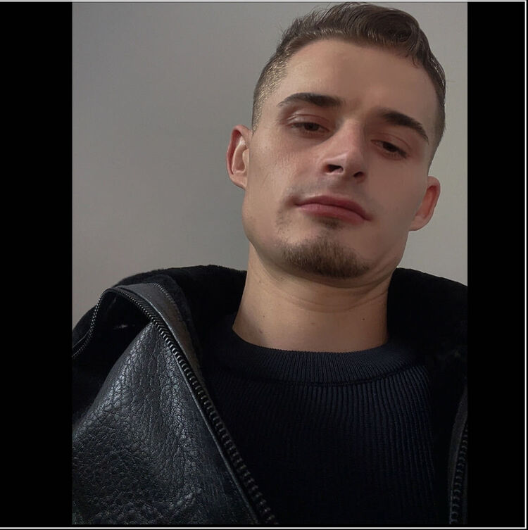  54058882  Lilian, 23 ,    