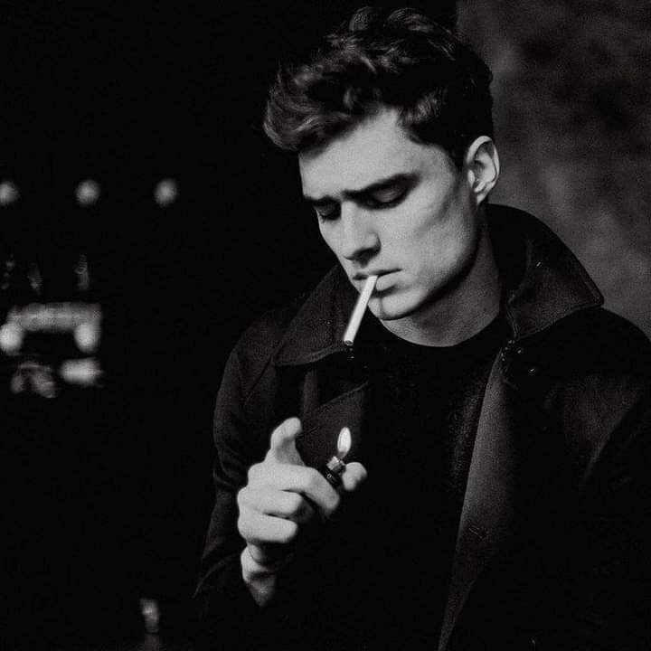  27789012  Khassan, 24 ,    