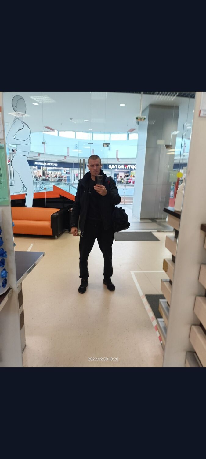  53845942  Sonik, 40 ,    