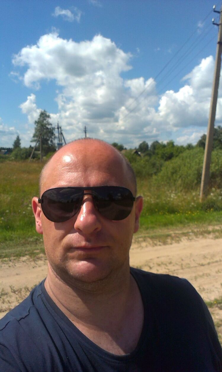  23825892  , 45 ,    