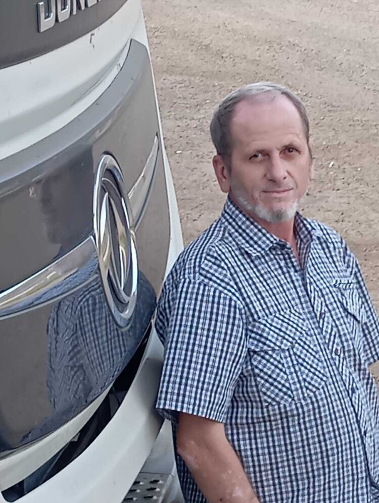 ���� 48728552 ������� ����, 52 ����, ���� ���������� � �������