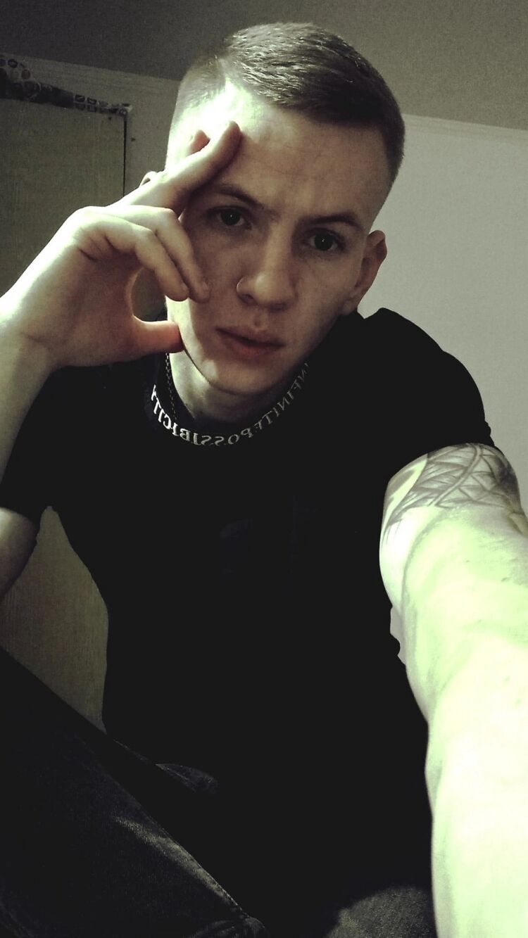  52693502  , 28 ,    --