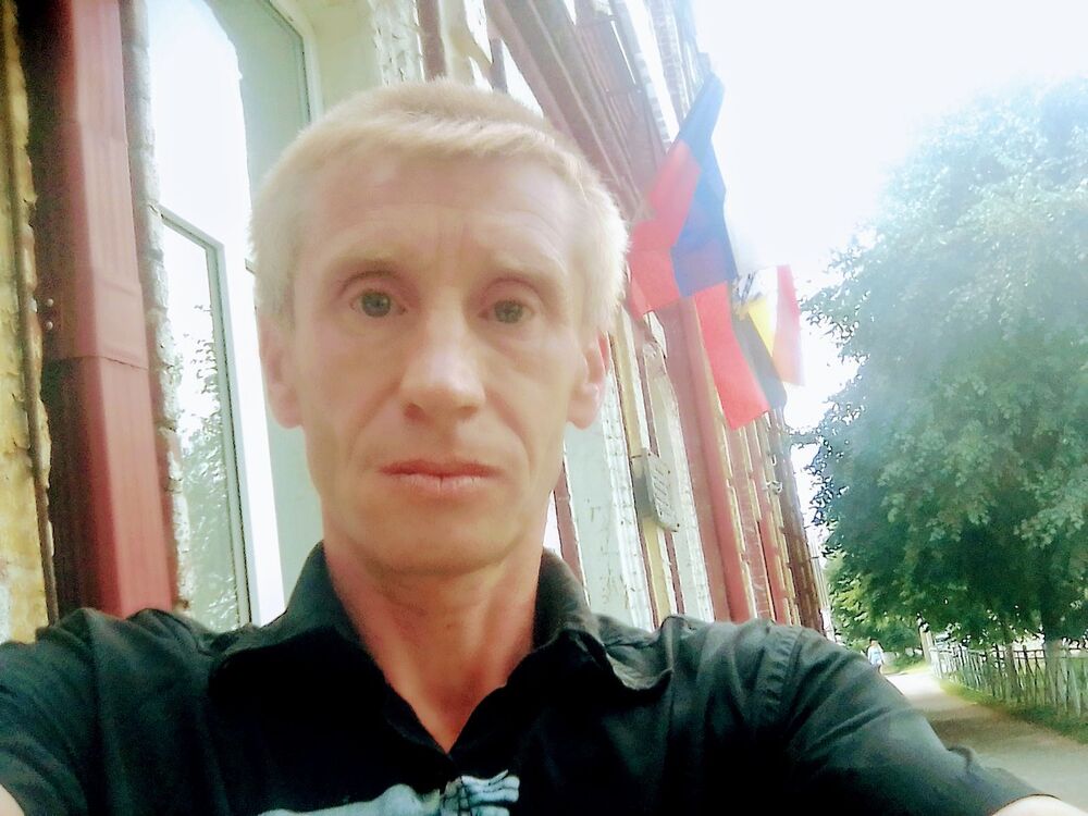  ,   Anton, 32 ,   ,   , c , 