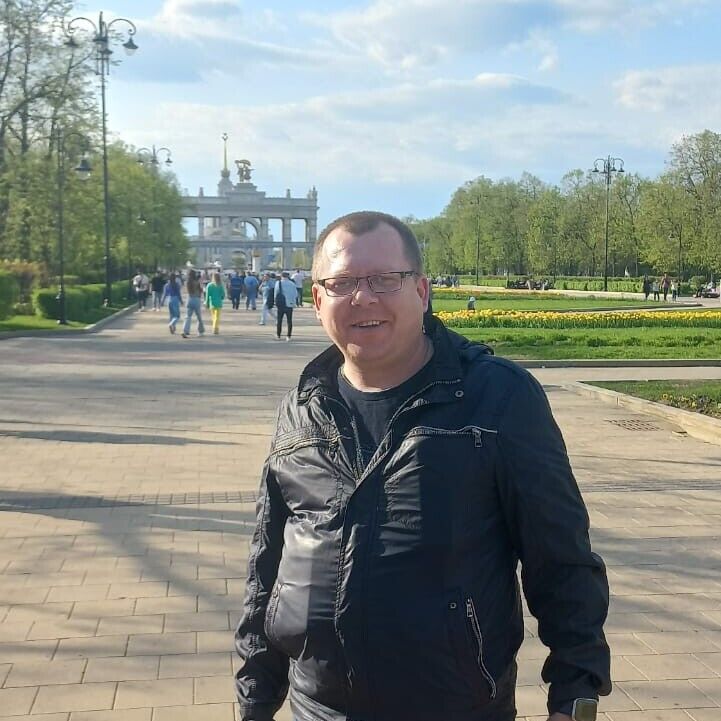  ,   Aleksandr, 42 ,   ,   , c 