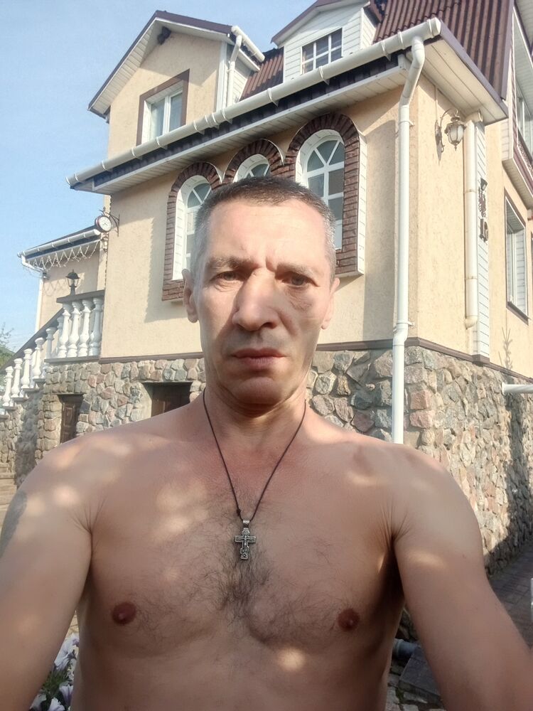  53095292  , 48 ,    