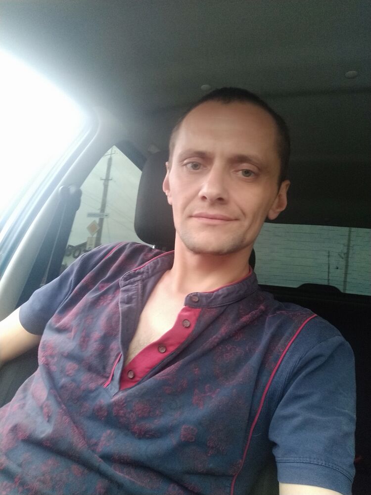  28104992  Nikolay, 35 ,    