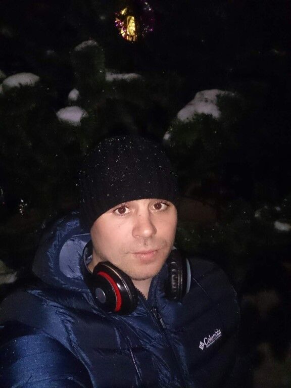  18753782  Ivan, 36 ,    -