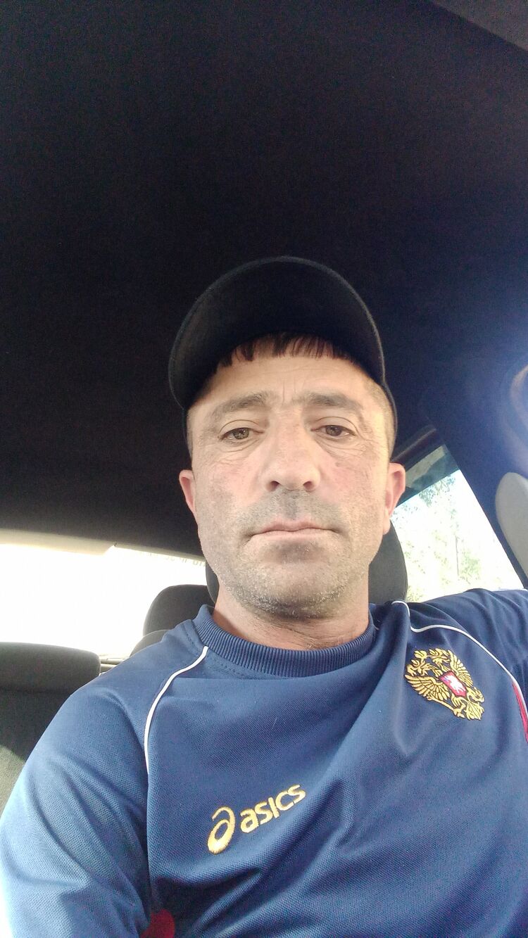  50874592  Artur, 39 ,    