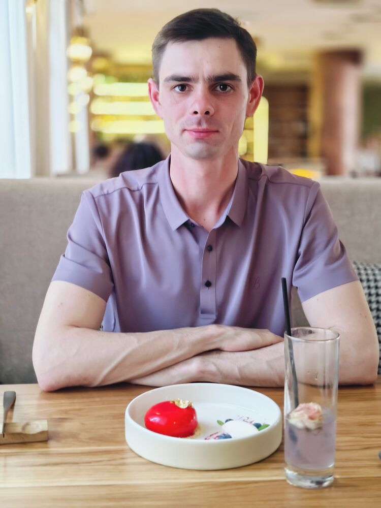 ,   I am, 33 ,  