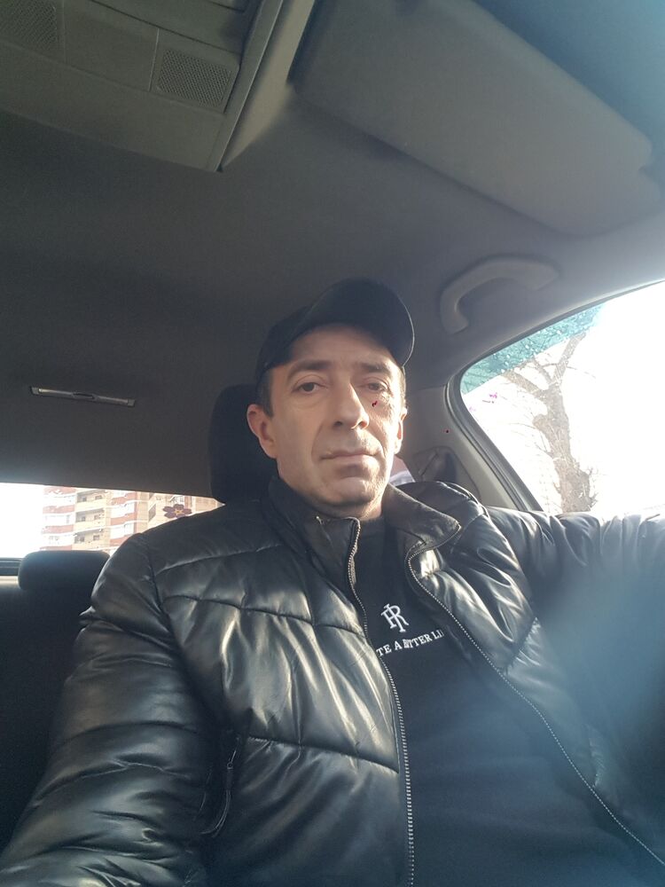  25190782  , 52 ,    