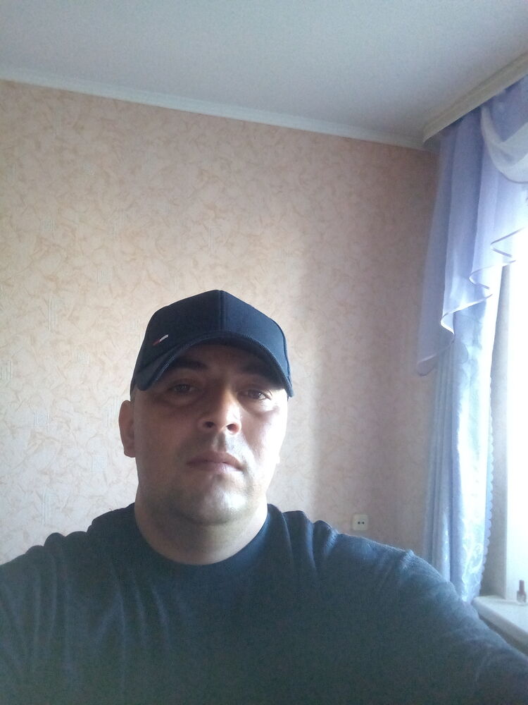  26026942  Farit, 38 ,    
