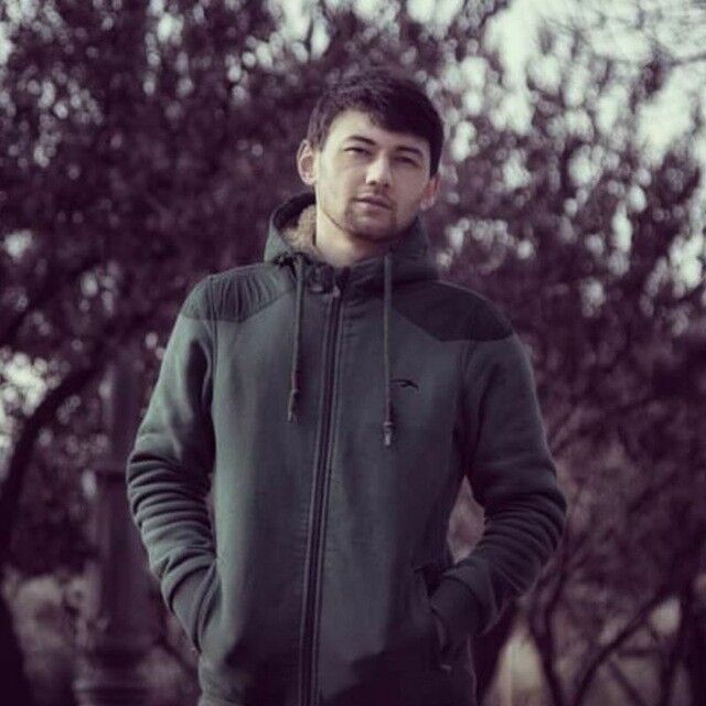  ,   Axmadjon, 32 ,     , c 