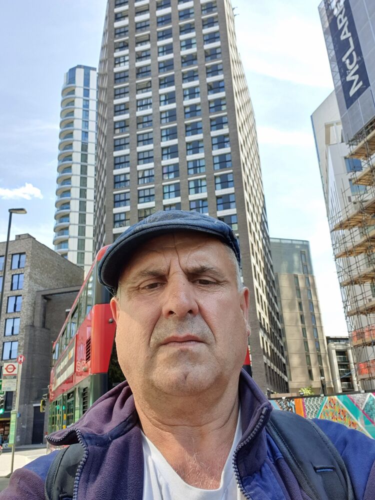  ,   Leonid, 45 ,   ,   