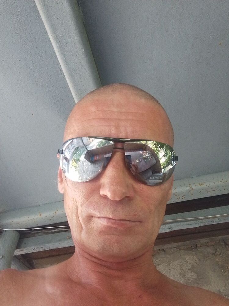  36740032  , 52 ,    