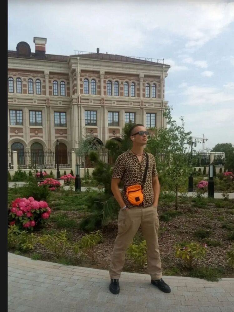  ,   , 28 ,   ,   
