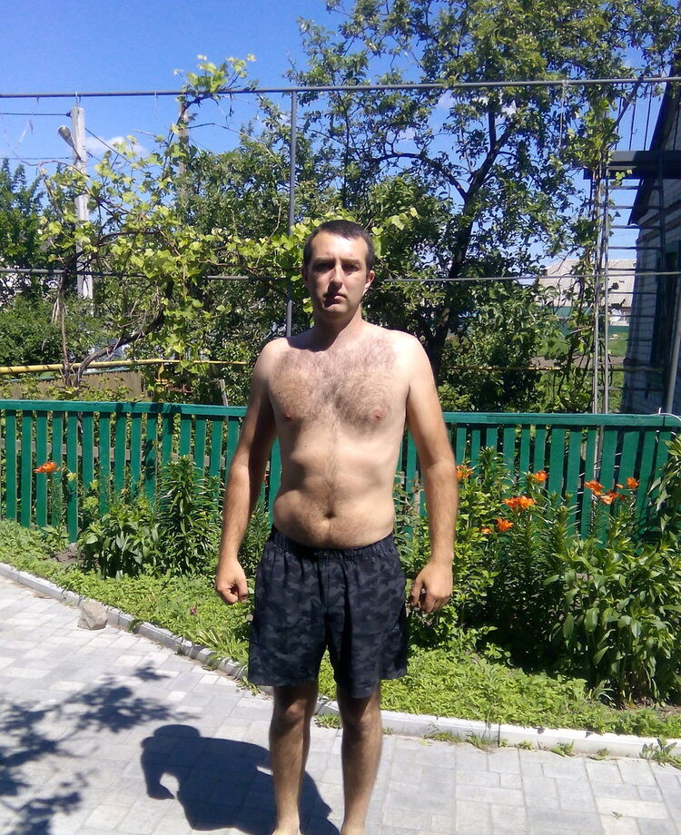  9616582  Vladimir, 41 ,    