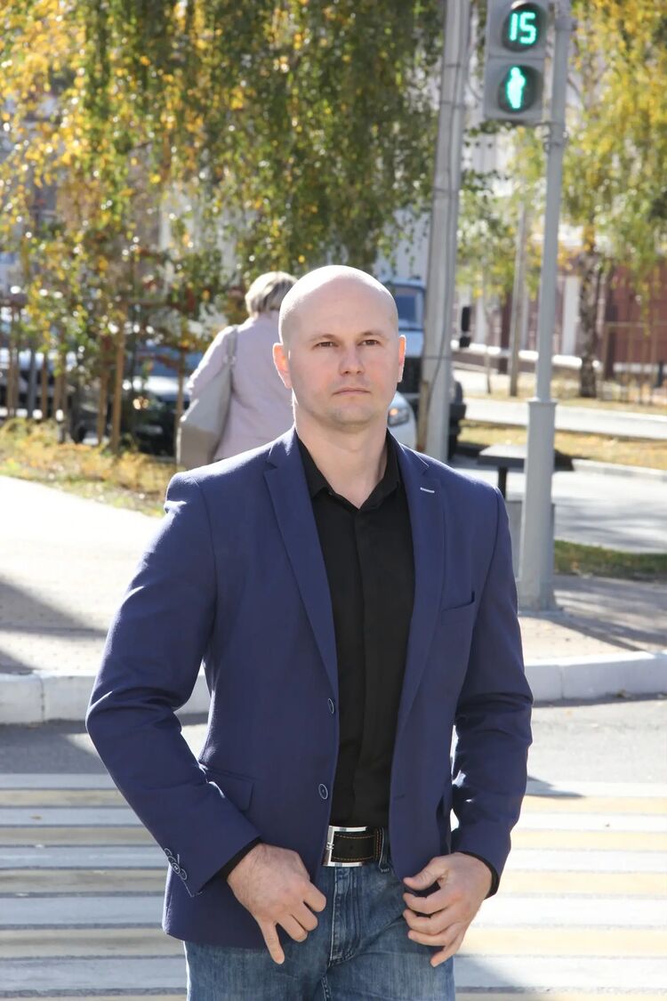  ,   Ivan, 39 ,   ,   