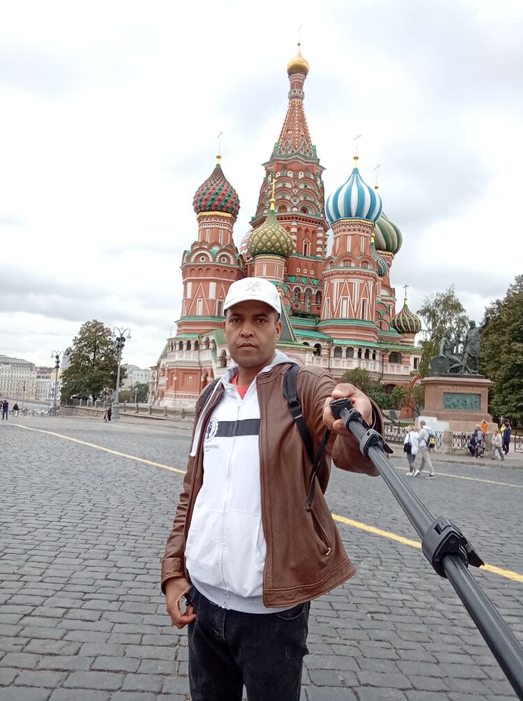  38353622  MOHAMED, 41 ,    Algiers