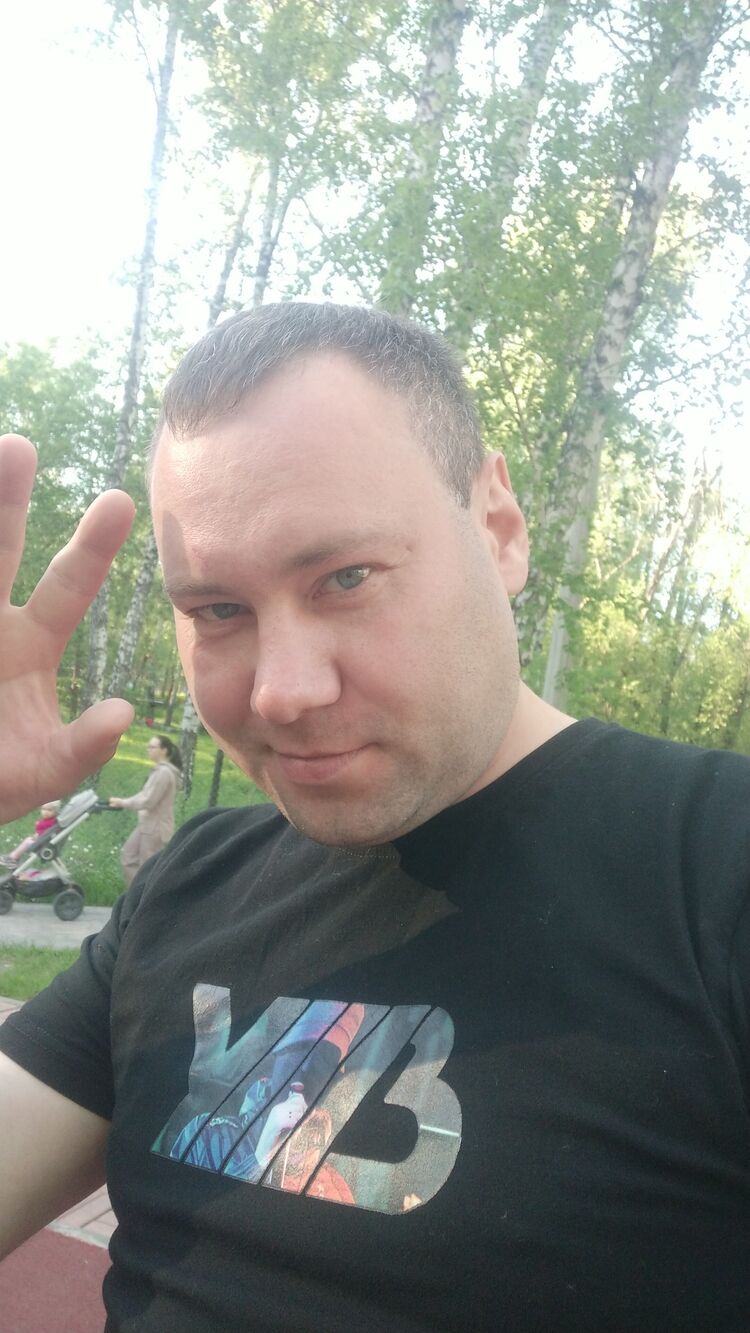  52761562  , 35 ,    