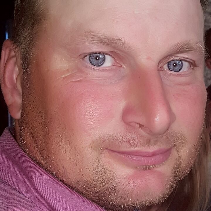  53678302  Nikolay, 49 ,    