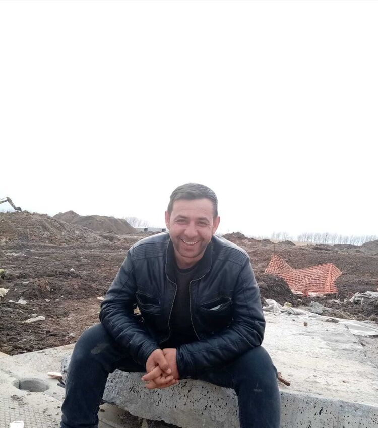  22873472  , 42 ,    