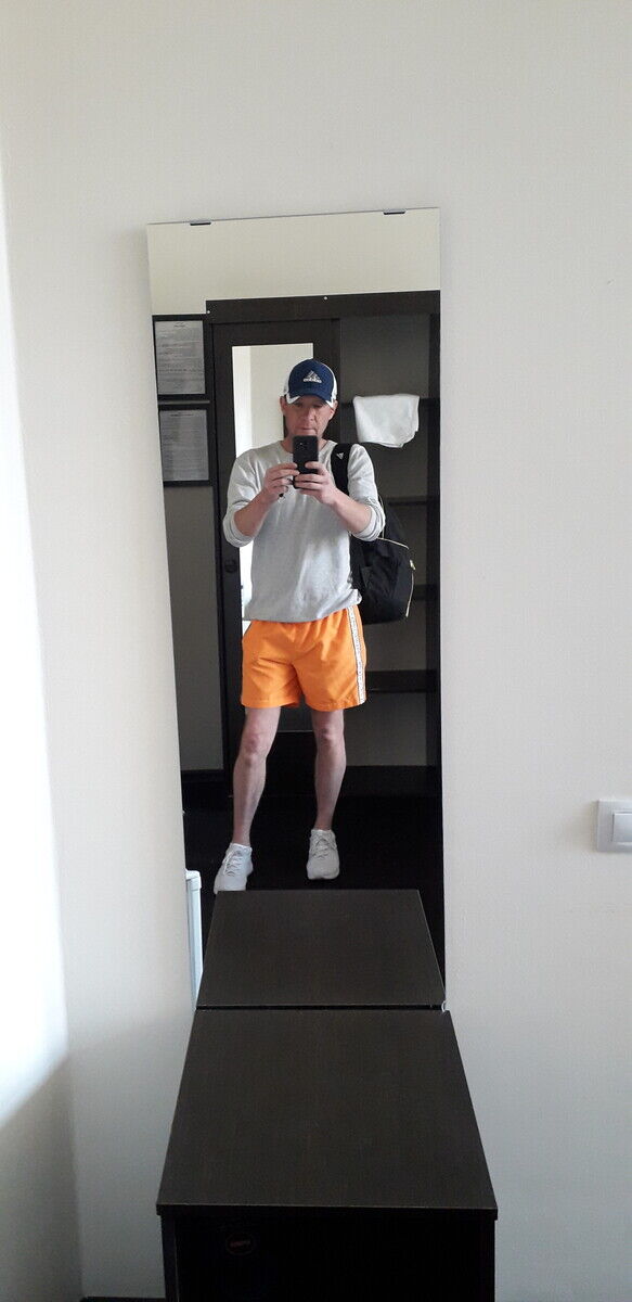 ,   Viktor, 45 ,   ,   , c 