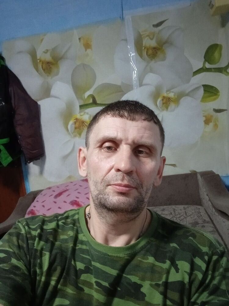  48612032  , 42 ,    