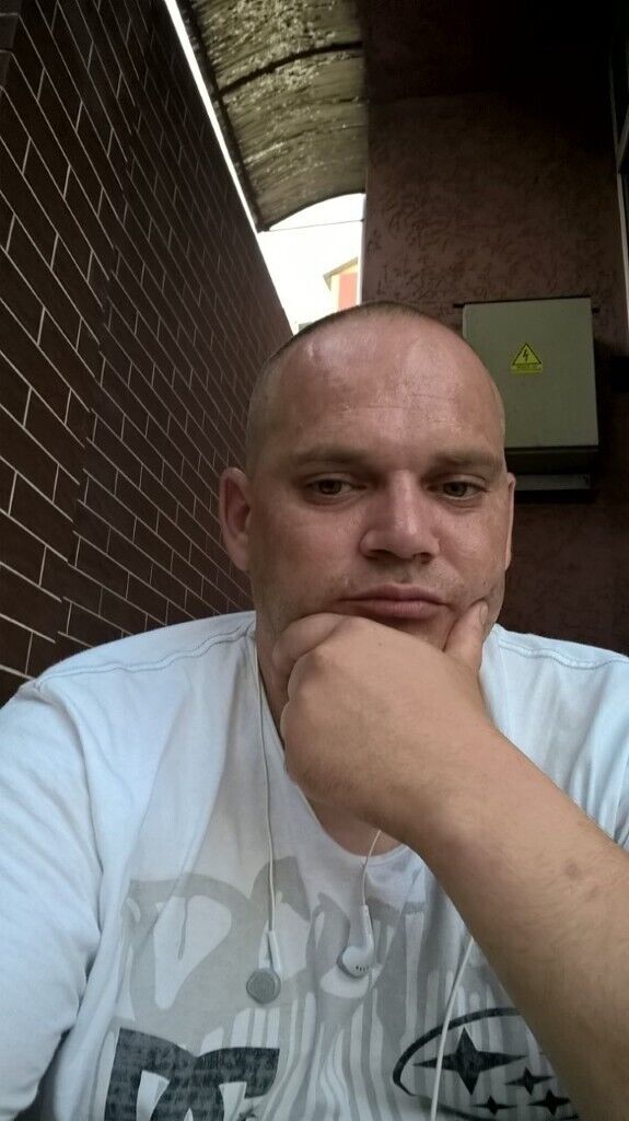  28034902  , 43 ,    