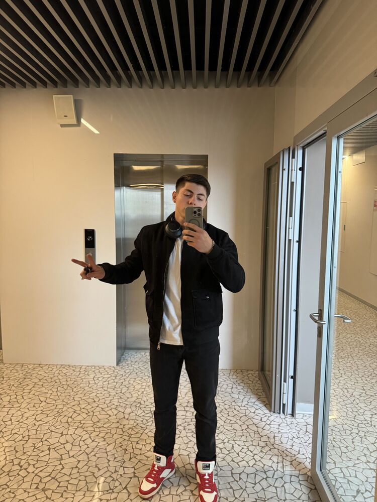 ���� 48708942 ����� �����, 22 ����, ���� ���������� � ������