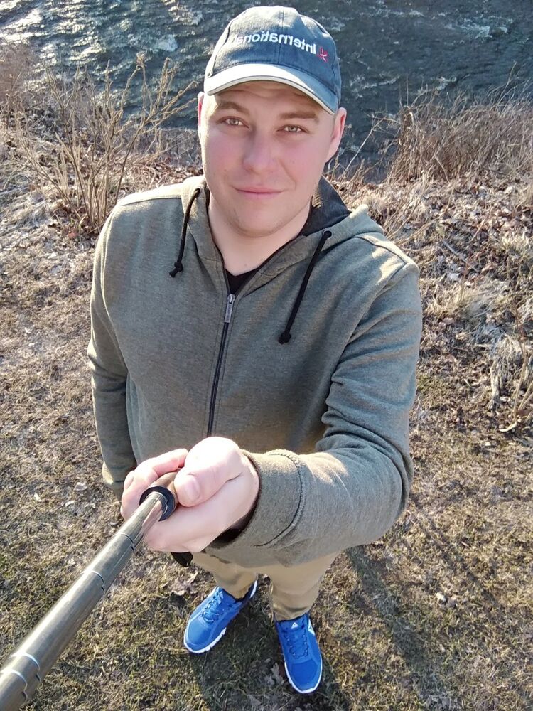  ,   Yurii, 35 ,  