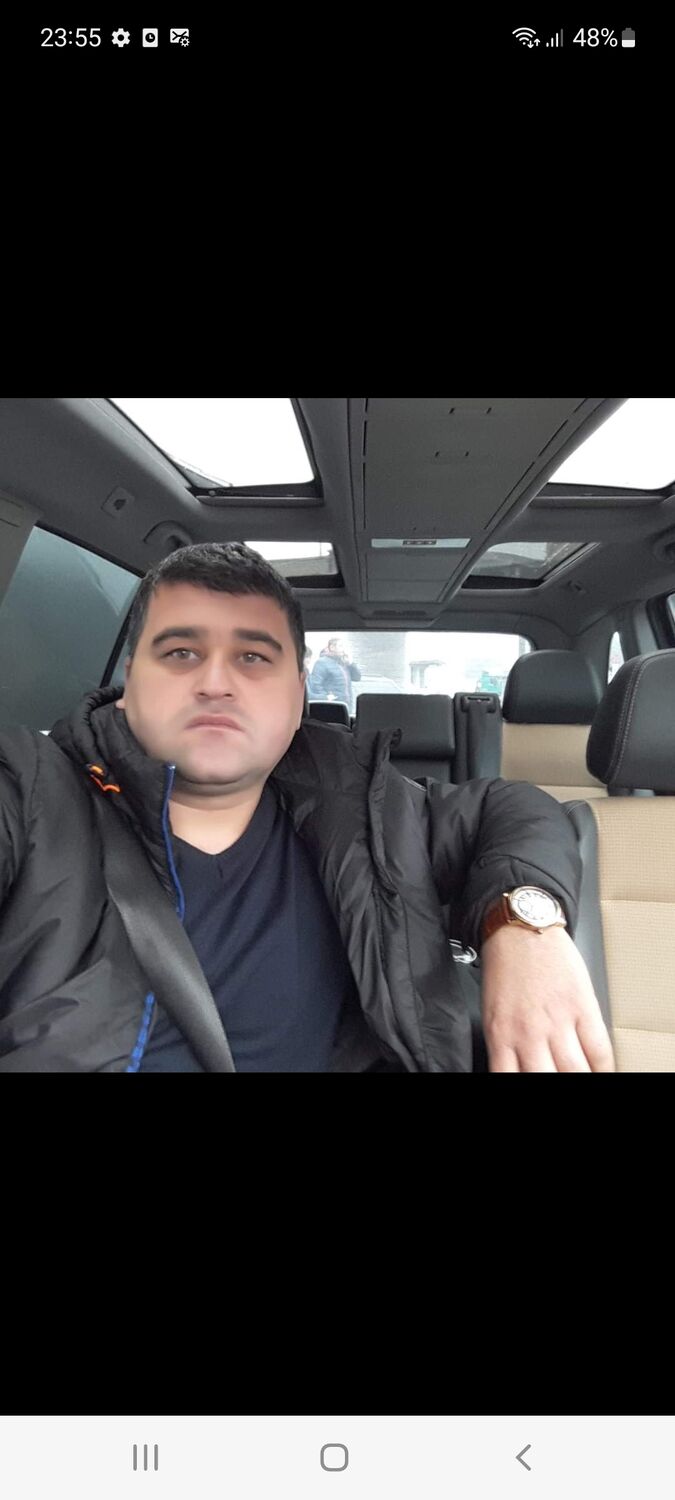  27329542  Elcin, 44 ,    