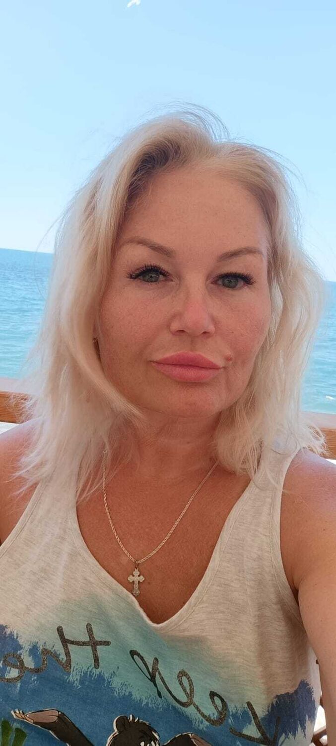  --,   Snake, 48 ,     , c 