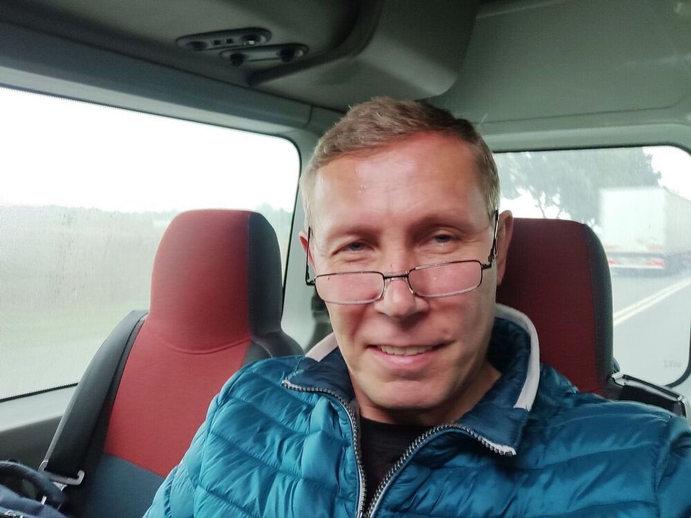  24077272  Petr, 52 ,    Zielonka
