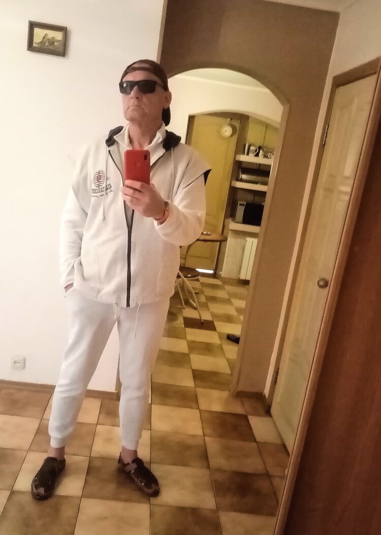  54132832  YaRa, 55 ,    