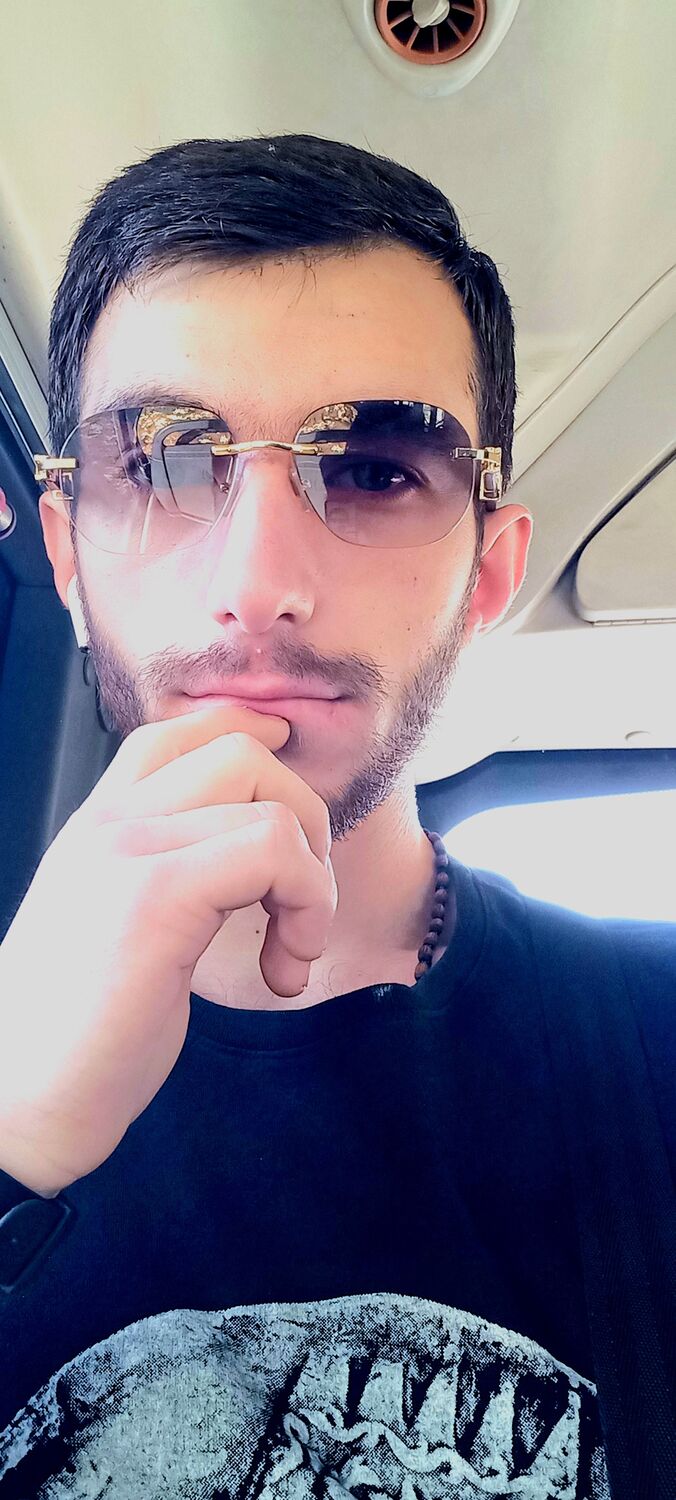  ,   Vahan, 23 ,   