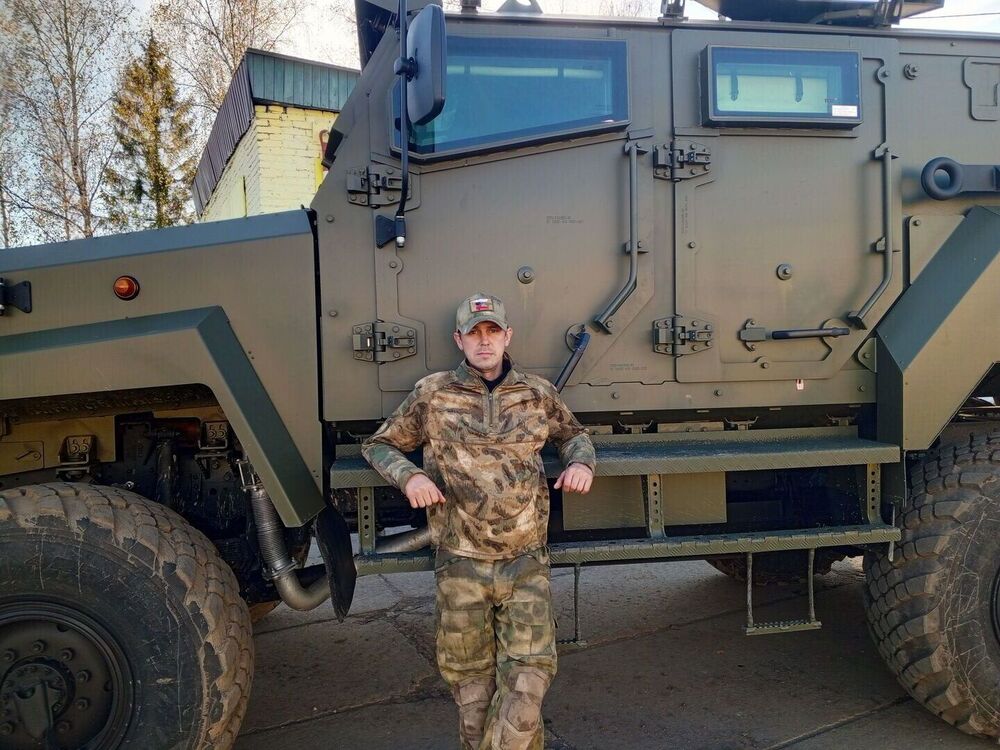  48130602  Aleksandr, 37 ,    