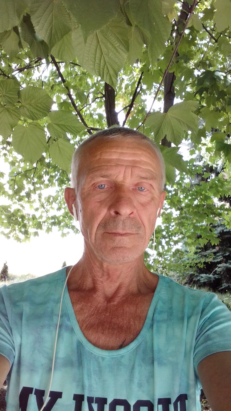  28005212  , 63 ,    