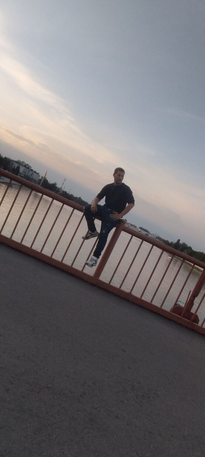  ,   Haydar, 32 ,   ,   