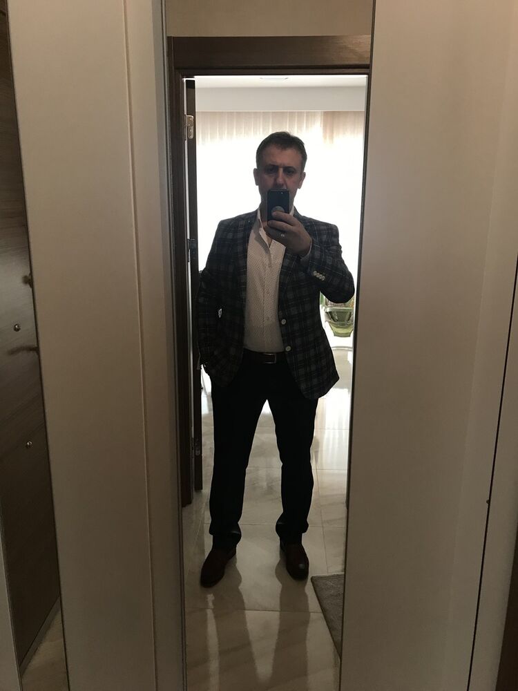  ,   Ali, 47 ,   ,   , c 